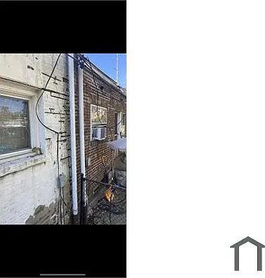 744 E Madison St — Photo 6