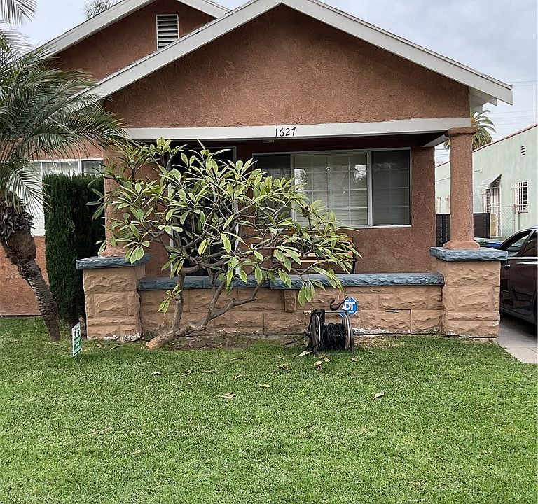 1st image of 1627 W 65th St