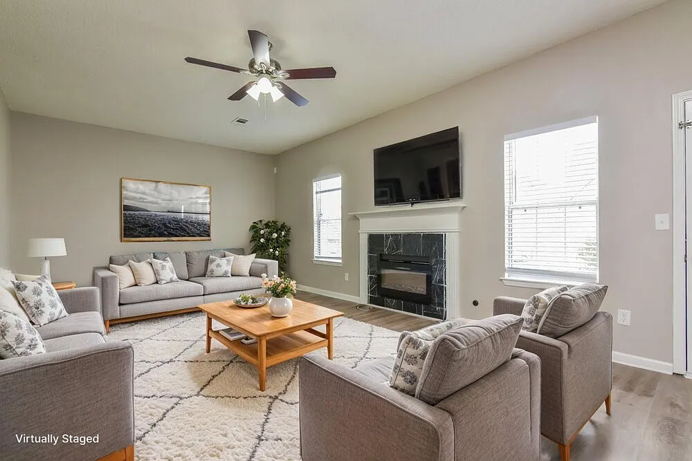 3 bed, 2.5 bath, 2132 sqft, $2,235 — Photo 4