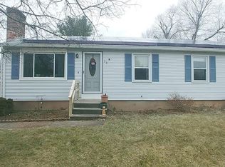 30 Hunting Ln, Agawam, MA 01001