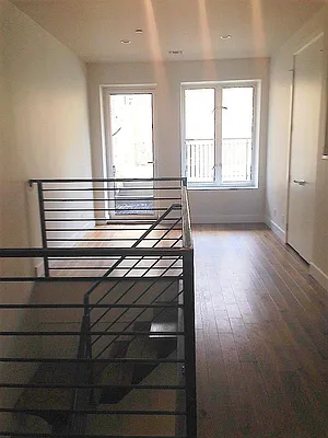 Rented by Cyberapts Management | media 23