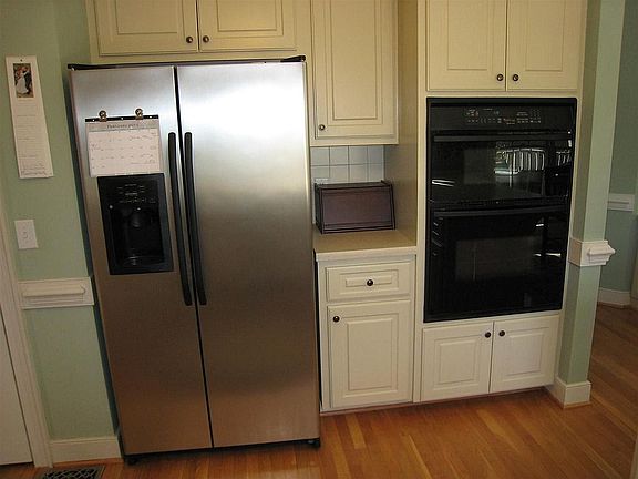 5th image of 2291 Waterford Dr