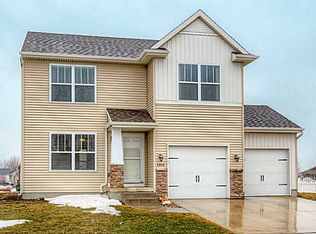 3300 Maple Dr SW, Bondurant, IA 50035