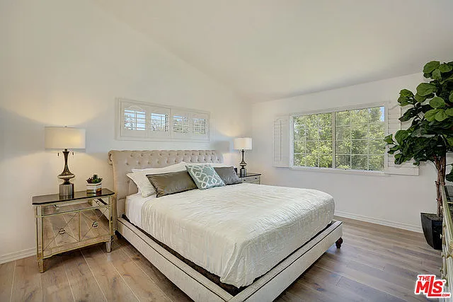 2514 Pearl St — Photo 21