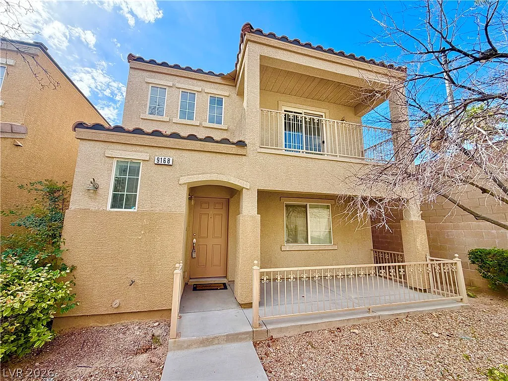 3 bed, 2.5 bath, 1451 sqft, $1,750 — Photo 2