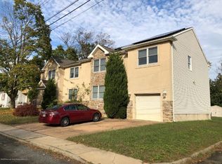 6 Hall Pl, Keyport, NJ 07735