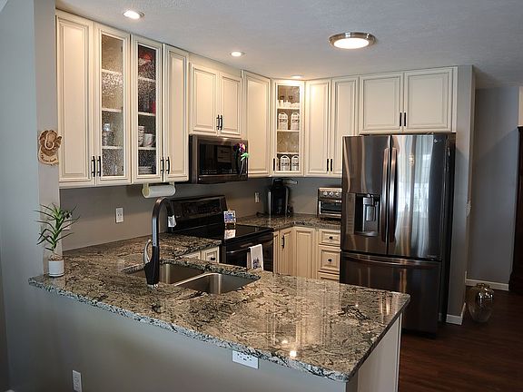 4th image of 5207 Eagles Nest Ln
