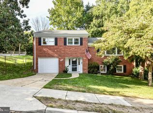 5929 4th Rd N, Arlington, VA 22203