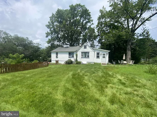 1000 Lourdes Rd, Baltimore, MD 21221