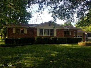 108 W Nellie Ave, Monett, MO 65708