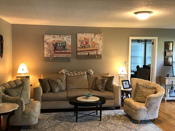 Spacious family room