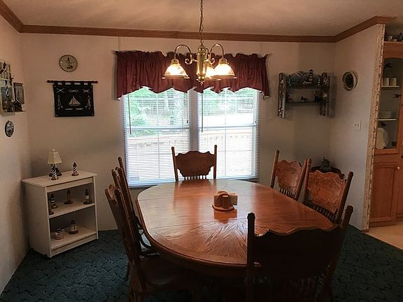 2nd image of 119 Quail Ln
