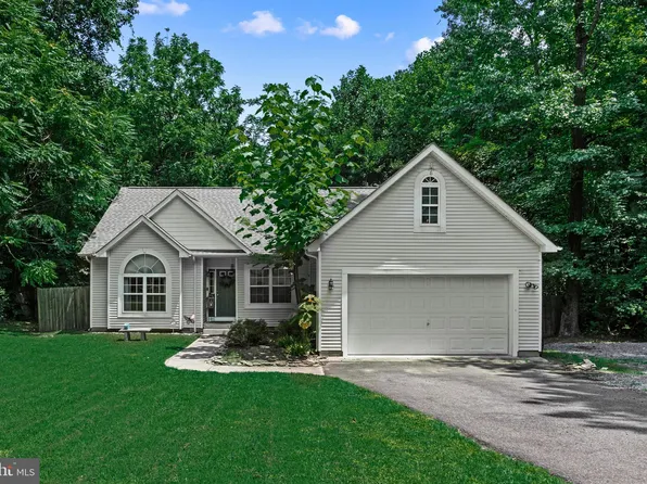 456 American Dr, Montross, VA 22520