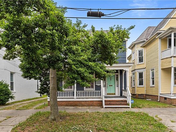 2nd image of 114 Franklin St