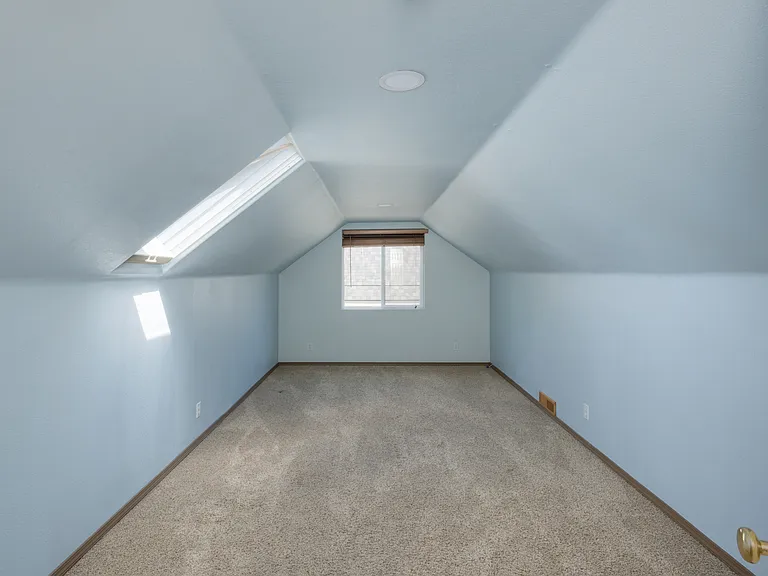 748 NE Mason Rd — Photo 25
