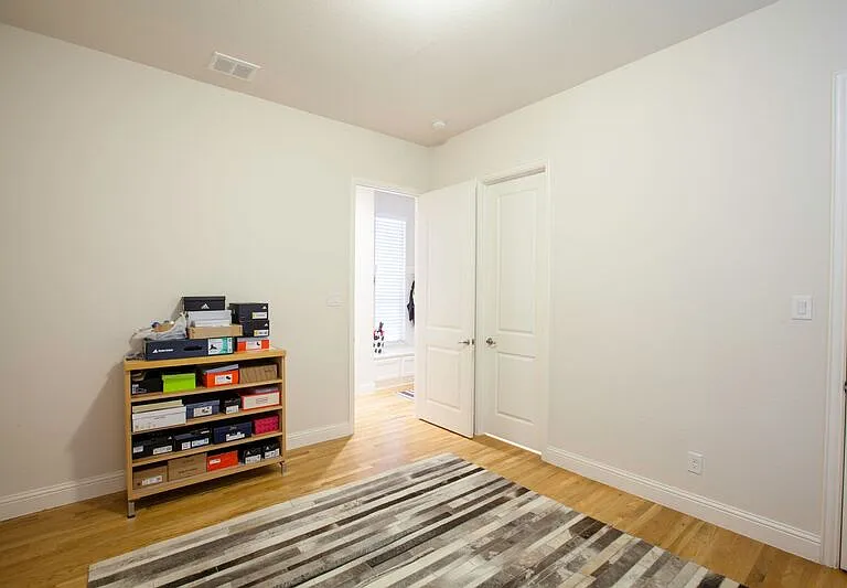 1614 Thoroughbred Ln — Photo 8