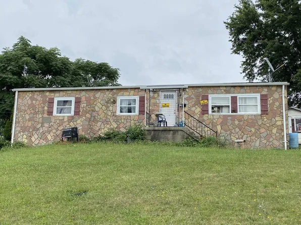 156 Madison Ave, Uniontown, PA 15401