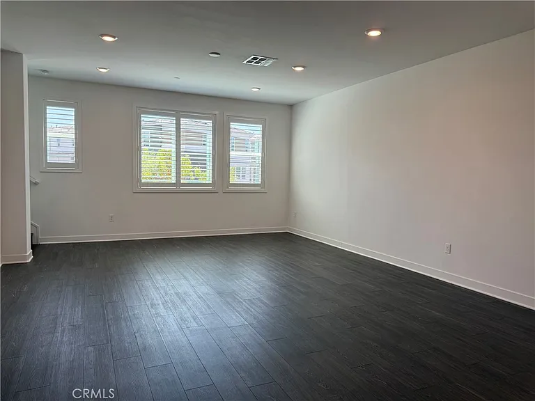 371 Bellver — Photo 6