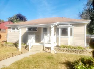 8230 W Luscher Ave, Milwaukee, WI