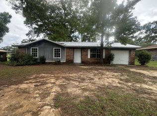 231 Chevrolet St, Dothan, AL 36303