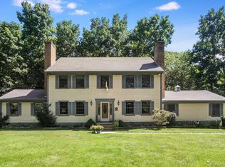 75 Ventura Dr, Colchester, CT 06415