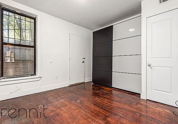 4th image of 571 Saint Johns Pl #1B