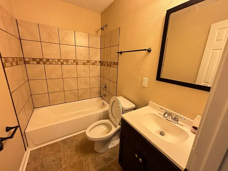 2304 S Tyler St — Photo 3