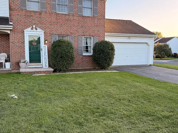 2 Brookview Dr, Lititz, PA 17543