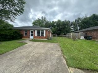 2621 Vonoa Dr, Radcliff, KY 40160