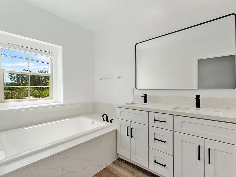 15447 Pomona Rincon Rd — Photo 17
