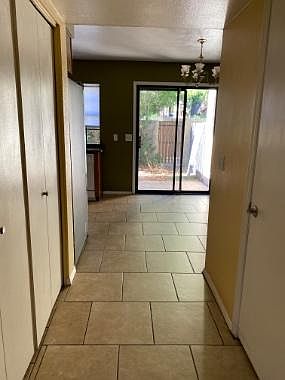 4th image of 5704 E Aire Libre Ave Unit 1027