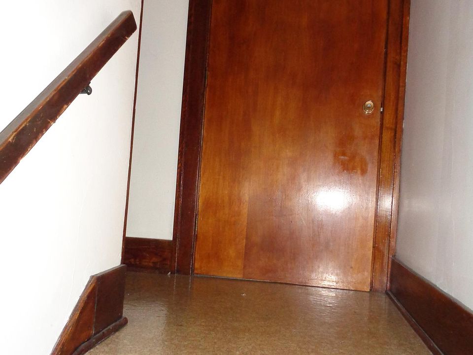 Second Floor landing 
 Apartment door