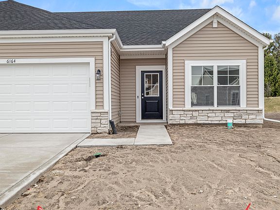 3rd image of 6164 River Run Ave