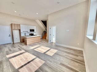 1032 N 48th St #A301, Philadelphia, PA 19131