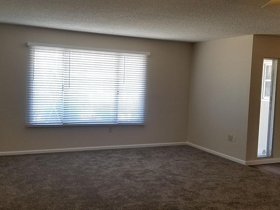 3rd image of 12911 W Keystone Dr