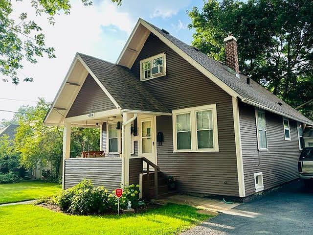 2nd image of 484 Slade Ave
