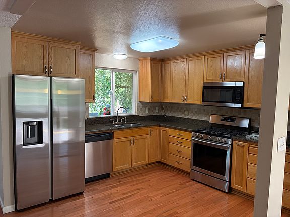 2nd image of 15504 SE 179th St