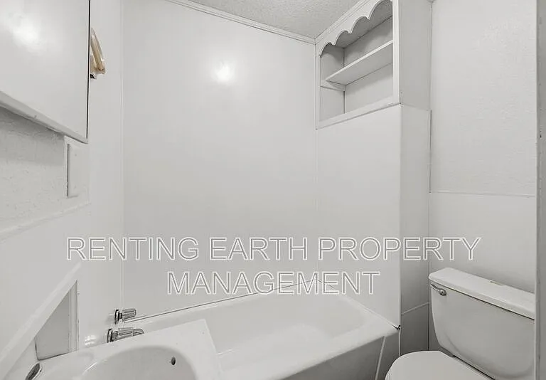 2113 Rambow Ave SW — Photo 10