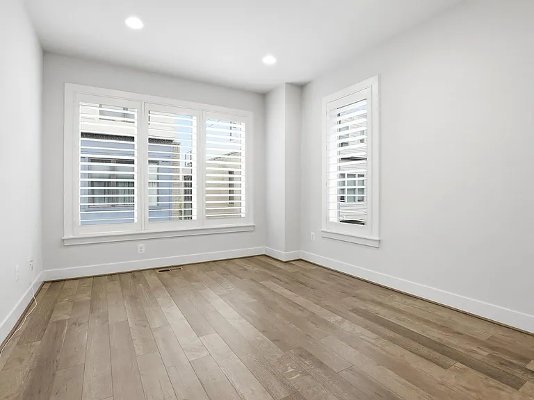 6924 Rockledge Dr — Photo 21