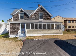 6 Walnut St, Old Orchard Beach, ME 04064