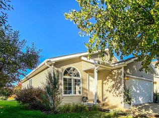 2209 W Jubilee Ln, Dunlap, IL 61525