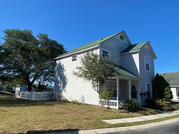 2nd image of 3851 Town Square Blvd #32