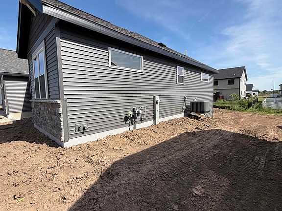 4th image of 5817 Bridle Way