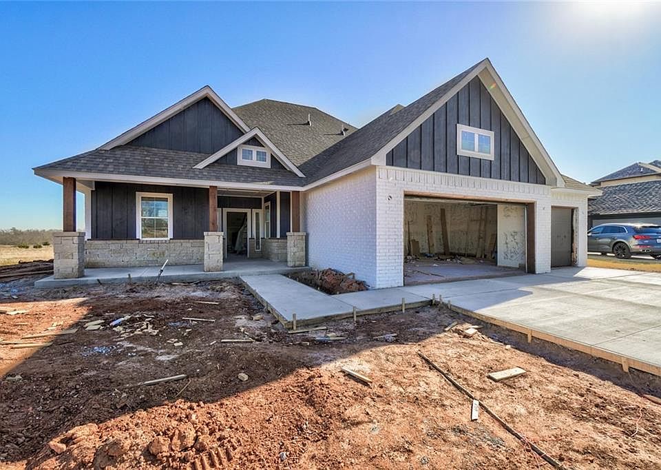 2nd image of 14216 Village Creek Way