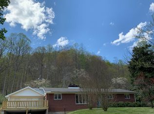 51 Maurice Cody Ln, Vicco, KY 41773