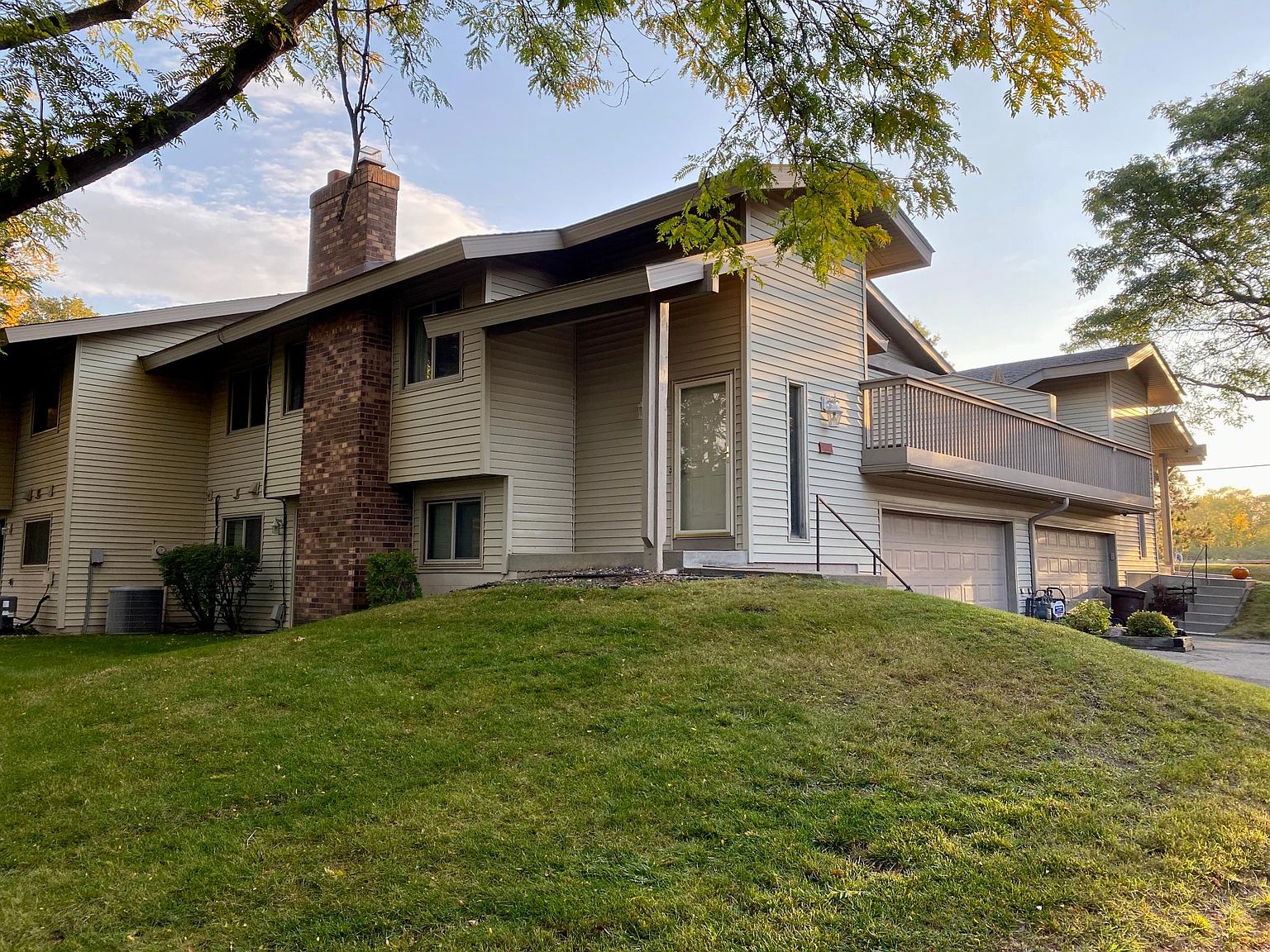 9749 Dorset Ln, Eden Prairie, MN 55347 Zillow