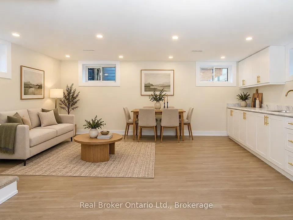 1175 Dunsmure Rd #LOWER
