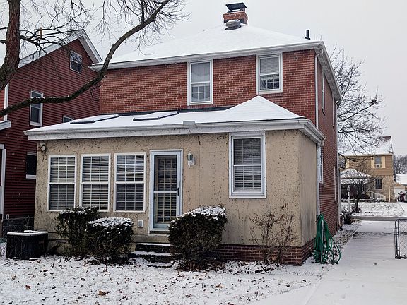 3rd image of 638 Binns Blvd