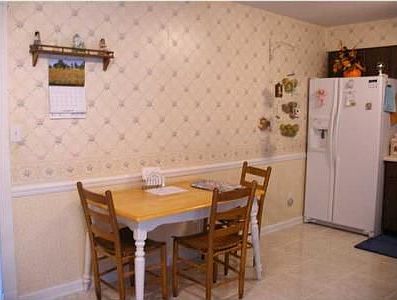 5th image of 5077 Boynton Dr