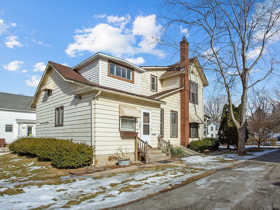 1332 S Chicago Ave, Freeport, IL 61032 MLS 11325543 Zillow
